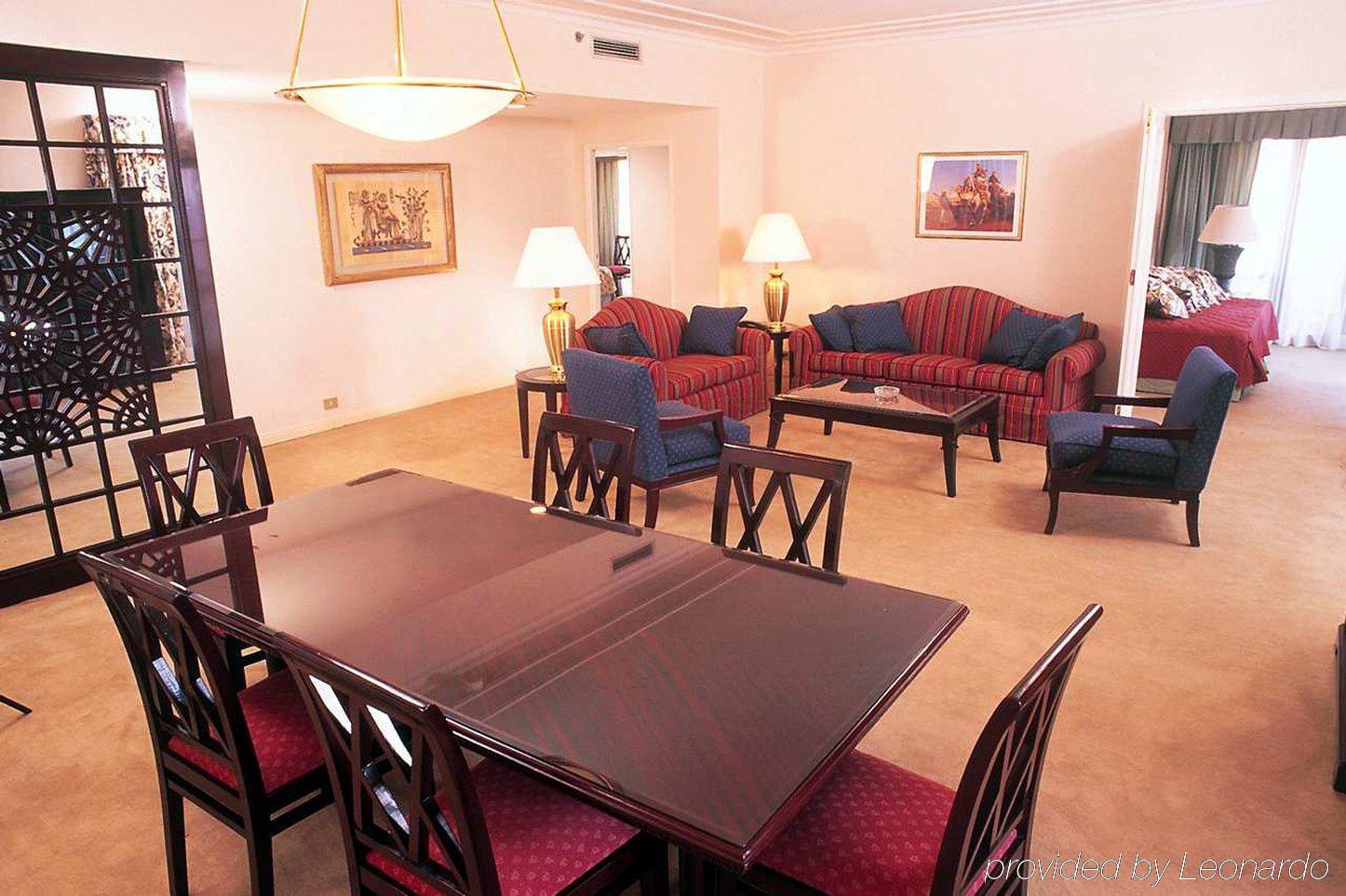 Cairo World Trade Center Hotel & Residences Rom bilde