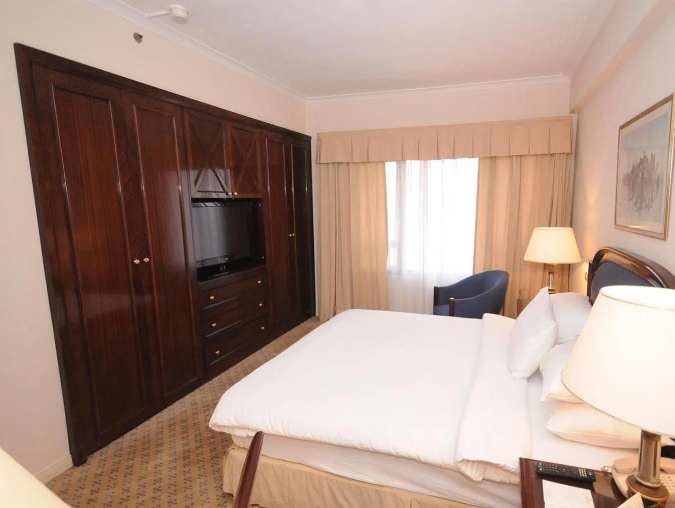 Cairo World Trade Center Hotel & Residences Eksteriør bilde